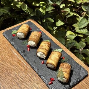 Рулетики из кабачков с сыром